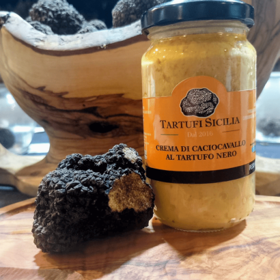 Crema di caciocavallo al tartufo nero